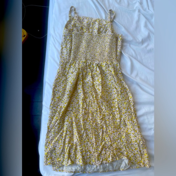 OLD NAVY FLORAL DRESS - Picture 3 of 5